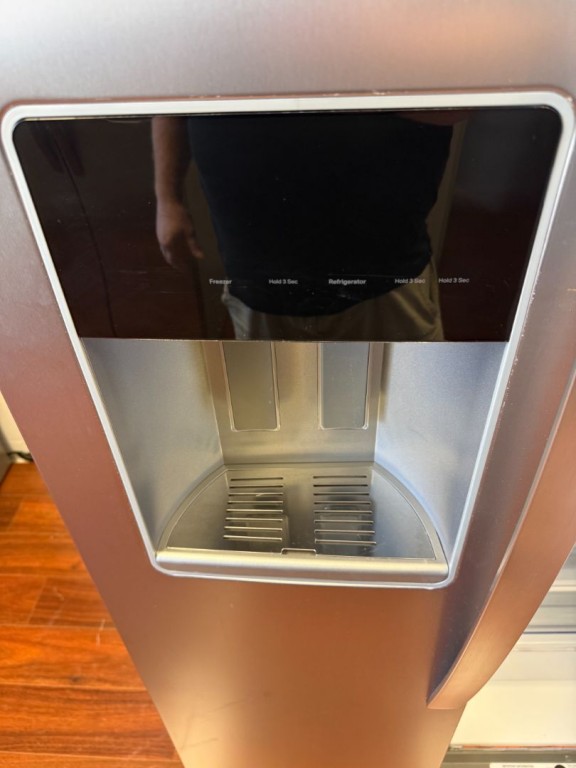 Whirlpool Whirlpool® 29 Cu. Ft. Family-Sized Capacity French Door Refrigerator with Flexible Temperature Drawer Fingerprint-Resistant Stainless Finish WRMF3636SZ