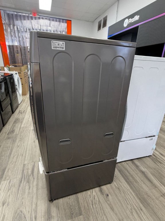 LG 5.2 Cu. Ft. Mega Capacity Smart Wi-fi Enabled Front Load Washer With Turbowash® And Built-in Intelligence Graphite Steel WM8980HVA, product image 2 of 2