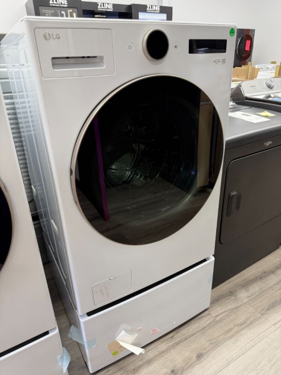LG 5.0 Cu. Ft. Mega Capacity Smart Front Load Energy Star Washer With Turbowash® 360° And Ai Dd® Built-in Intelligence White WM6500HWA, product image 1 of 2