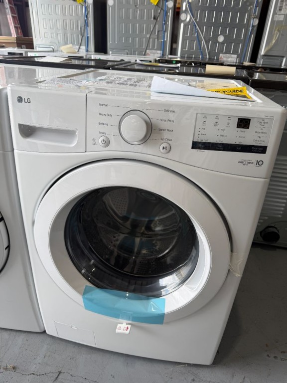 LG 4.5 Cu. Ft. Ultra Large Front Load Washer White WM3400CW, product image 2 of 3