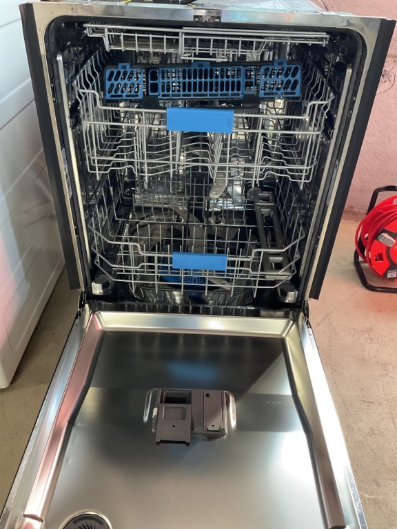 GE Profile Smart UltraFresh System Dishwasher with Microban Antimicrobial Technology with Deep Clean Washing 3rd Rack, 42 dBA Fingerprint Resistant Black Stainless PDP755SBVTS, product image 2 of 4
