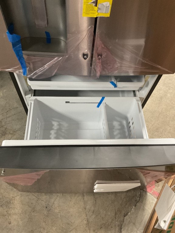 GE 25.7 Cu. Ft. Fingerprint Resistant French-Door Refrigerator Fingerprint Resistant Stainless Steel GFE26JYMFS, product image 4 of 5