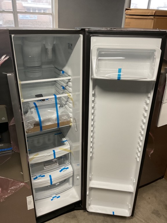 GE 25.3 Cu. Ft. Side-By-Side Refrigerator Fingerprint Resistant Stainless GSS25GYPFS, product image 3 of 29