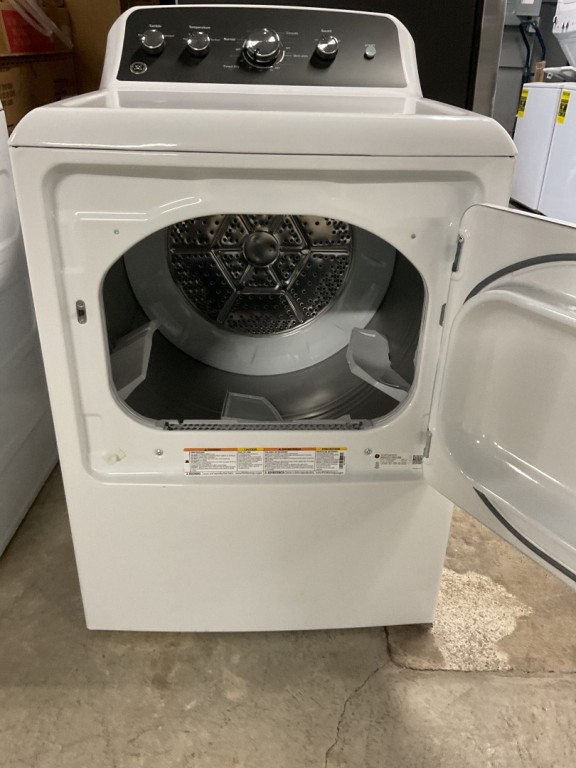 GE 7.2 cu. ft. Capacity Electric Dryer with Up To 120 ft. Venting and Extended Tumble White with Matte Black Backsplash GTD48EASWWB, product image 3 of 5