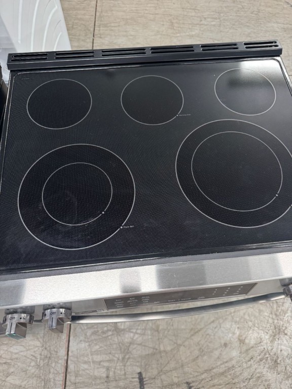 GE 30" Slide-In Electric Convection Range with No Preheat Air Fry and EasyWash Oven Tray Fingerprint Resistant Stainless GRS600AVFS, product image 3 of 42