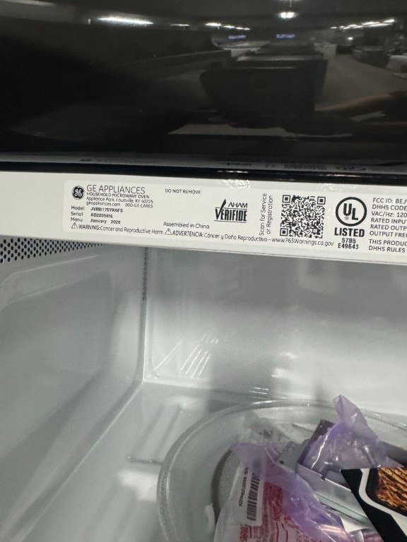 GE 1.7 Cu. Ft. Over-the-Range Sensor Fingerprint Resistant Microwave Oven Fingerprint Resistant Stainless JVM6175YKFS, product image 3 of 29
