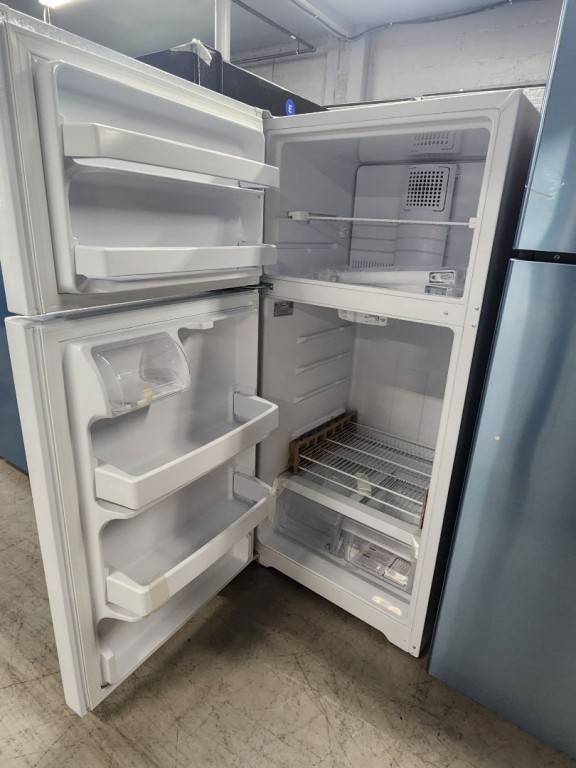 GE 15.6 Cu. Ft. Top-Freezer Refrigerator White GTE16DTNLWW, product image 2 of 9