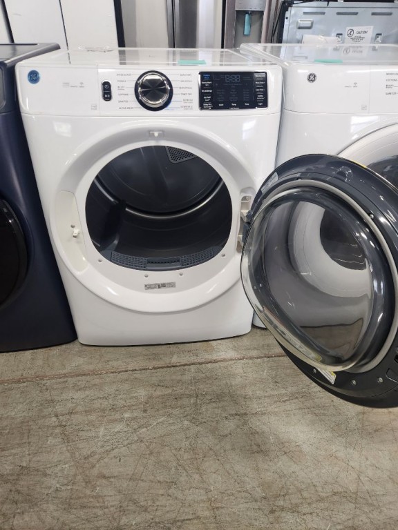 GE 7.8 cu. ft. Capacity Smart Front Load Electric Dryer with Steam and Sanitize Cycle White GFD65ESSVWW, product image 2 of 25