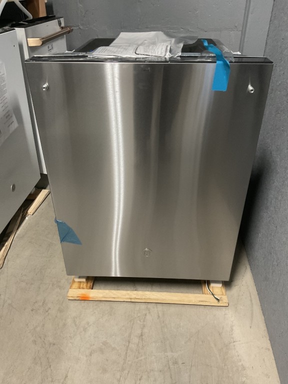 Product - GDT670SYVFS
