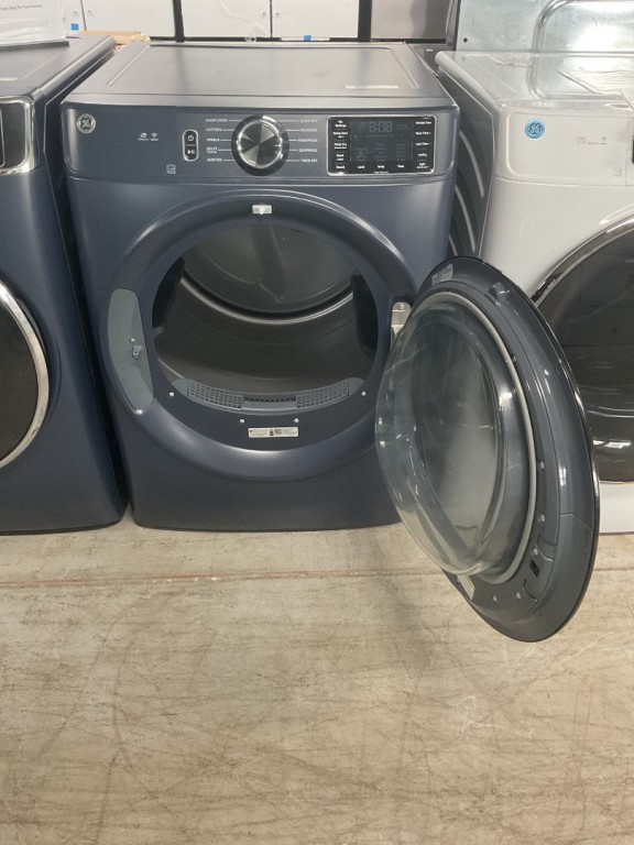 GE 7.8 cu. ft. Capacity Smart Front Load Gas Dryer with Sanitize Cycle Sapphire Blue GFD55GSPRRS, product image 2 of 16