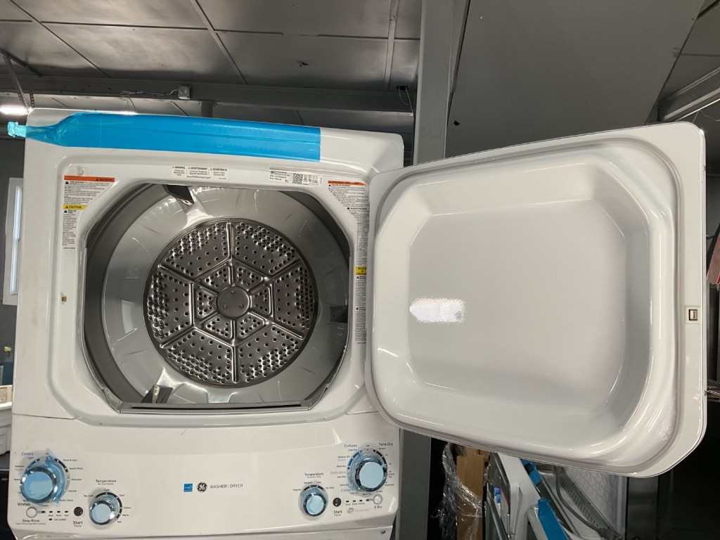 GE Unitized Spacemaker 3.9 cu. ft. Capacity Washer with Stainless Steel Basket and 5.9 cu. ft. Capacity Electric Dryer White on White GUD27EESNWW, product image 2 of 14