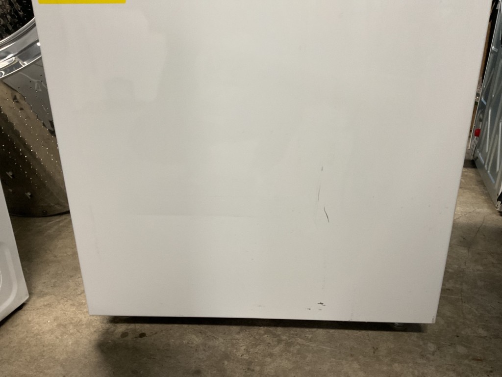GE Unitized Spacemaker 3.9 cu. ft. Capacity Washer with Stainless Steel Basket and 5.9 cu. ft. Capacity Electric Dryer White on White GUD27EESNWW, product image 5 of 14