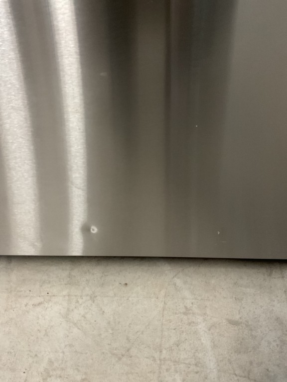 GE 21.9 Cu. Ft. Garage Ready Top-Freezer Refrigerator Fingerprint Resistant Stainless GTS22KYNRFS, product image 2 of 18