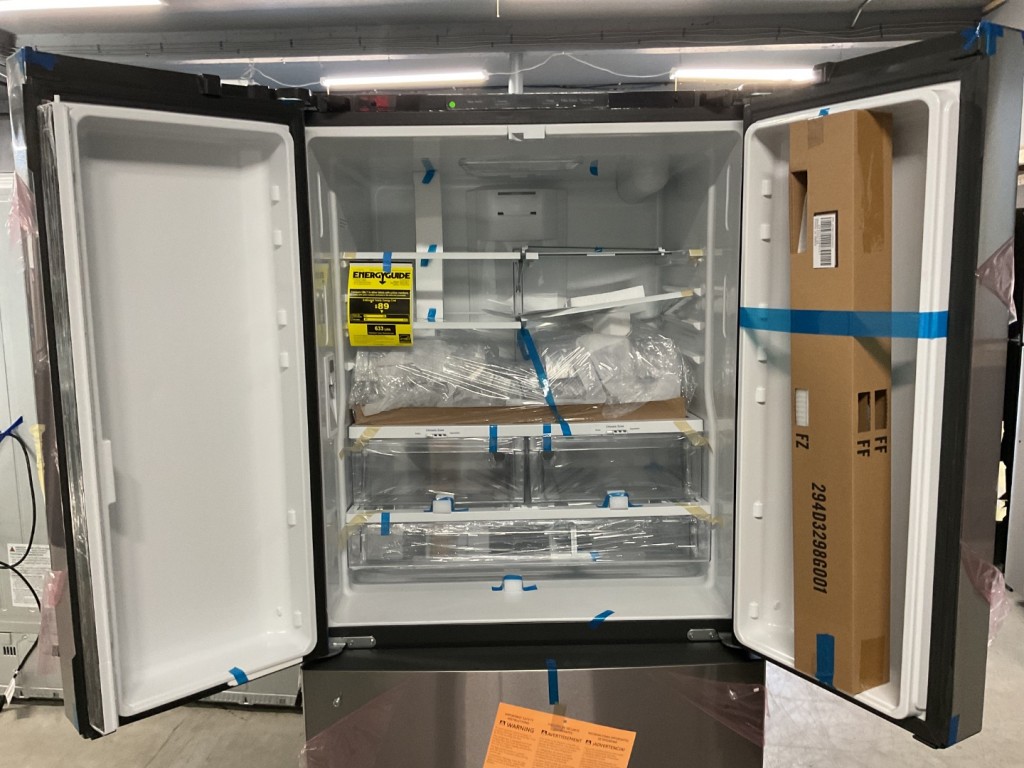 GE 27.0 Cu. Ft. Fingerprint Resistant French-Door Refrigerator Fingerprint Resistant Stainless Steel GNE27JYMFS, product image 2 of 24