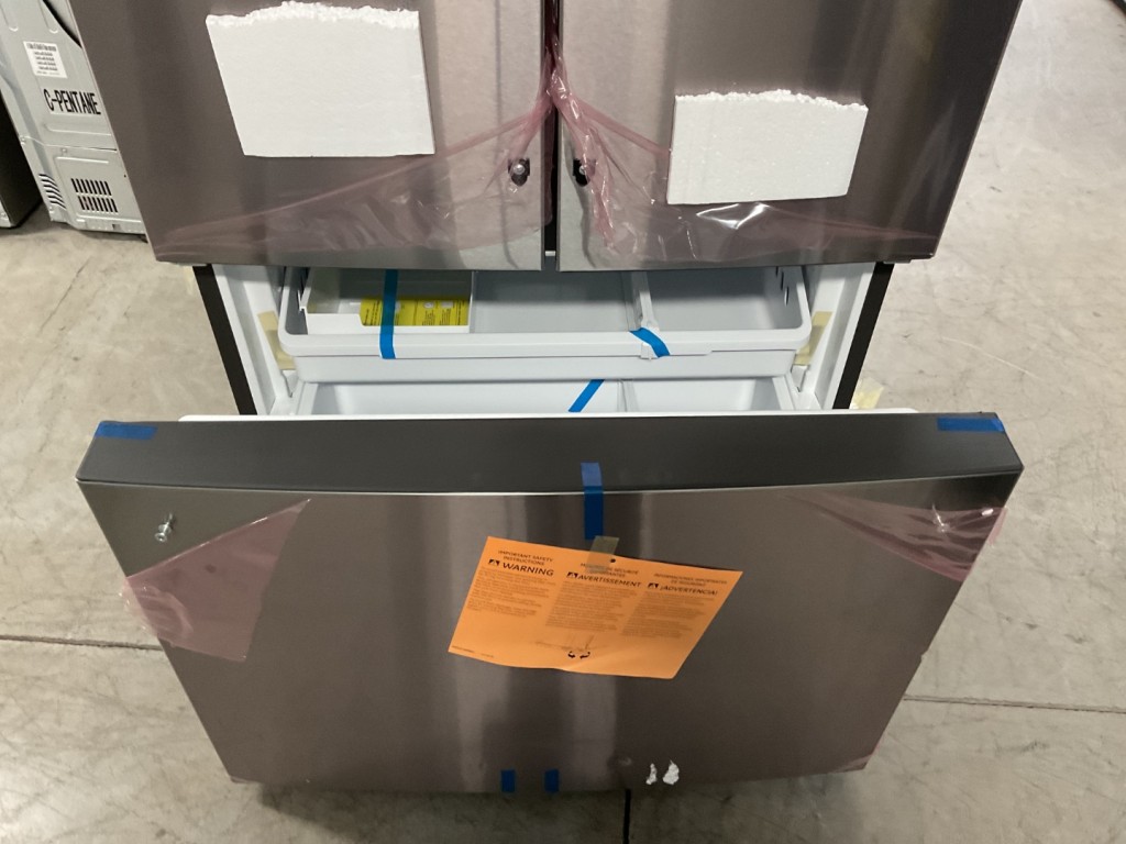 GE 27.0 Cu. Ft. Fingerprint Resistant French-Door Refrigerator Fingerprint Resistant Stainless Steel GNE27JYMFS, product image 3 of 24
