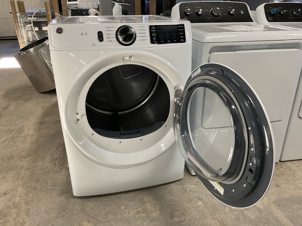 GE Long Vent 7.8 cu. ft. Capacity Smart Electric Dryer with Sanitize Cycle White GFV55ESSNWW, product image 2 of 14