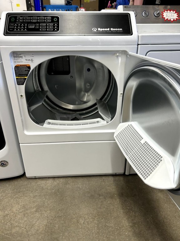 Speed Queen DF7 Sanitizing White Gas Dryer with Front Control White DF7004WG
