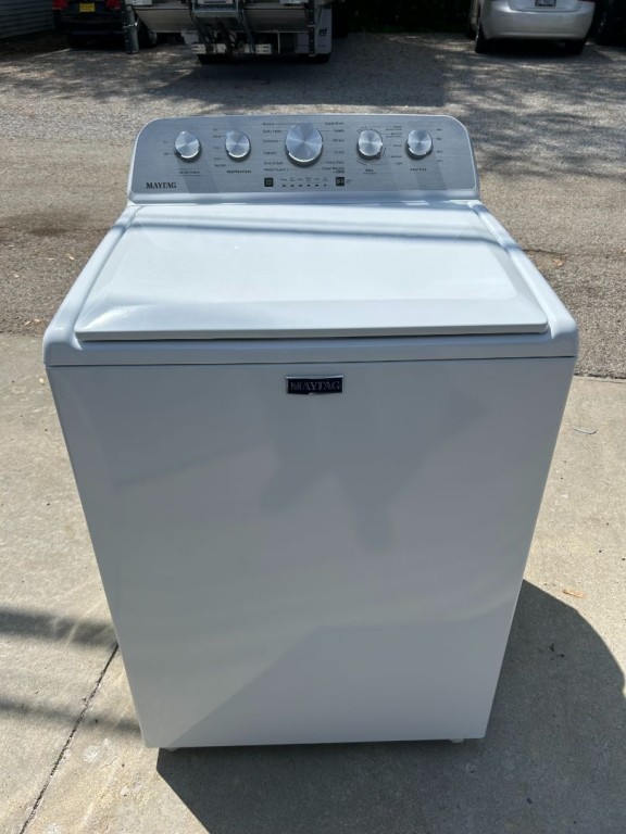 Maytag Top Load Washer with Extra Power - 4.5 cu. ft. White MVW5035MW