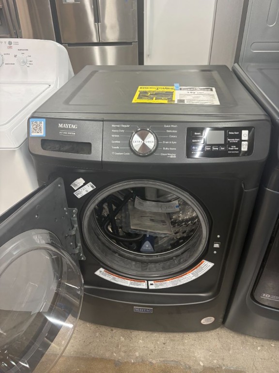 Maytag 5.0 cu. ft. Front Load Washer with Pet Pro Option Volcano Black MFW7020RU