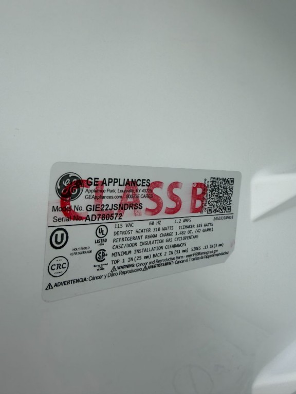 GE 21.9 Cu. Ft. Top-Freezer Refrigerator Other GIE22JSNRSS