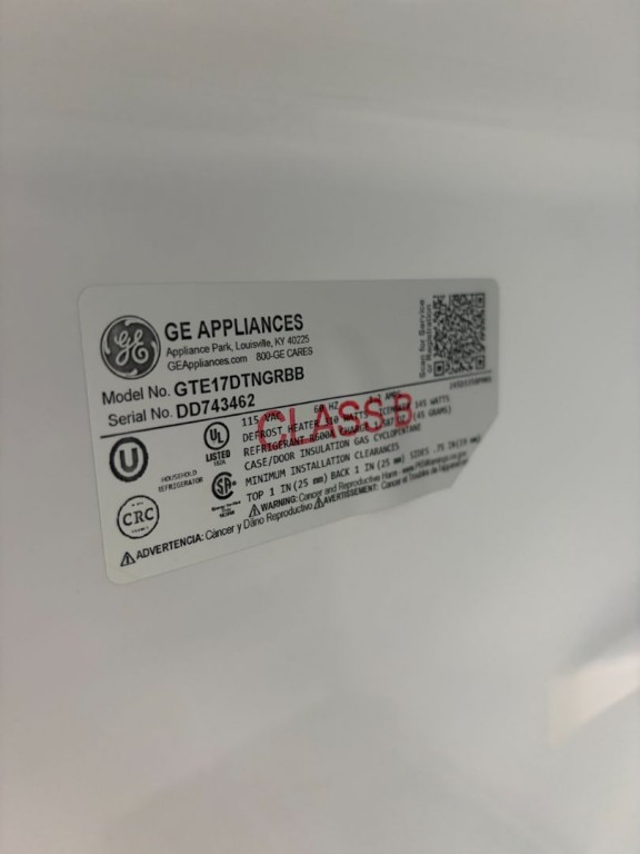 GE 16.6 Cu. Ft. Top-Freezer Refrigerator Black GTE17DTNRBB