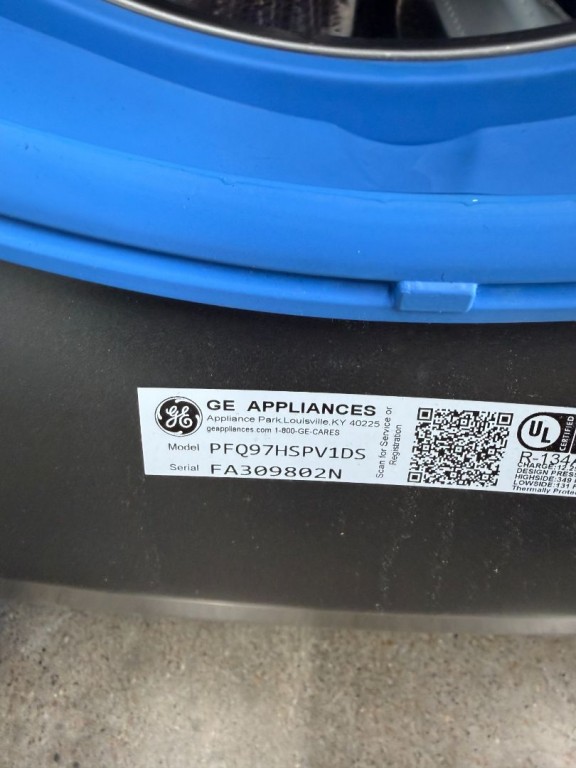 GE Profile 4.8 cu. ft. Capacity UltraFast Combo with Ventless Inverter Heat Pump Technology Washer/Dryer Carbon Graphite PFQ97HSPVDS
