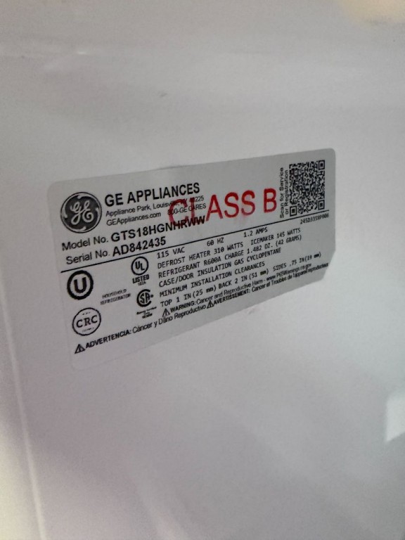 GE 17.5 Cu. Ft. Top-Freezer Refrigerator White GTS18HGNRWW
