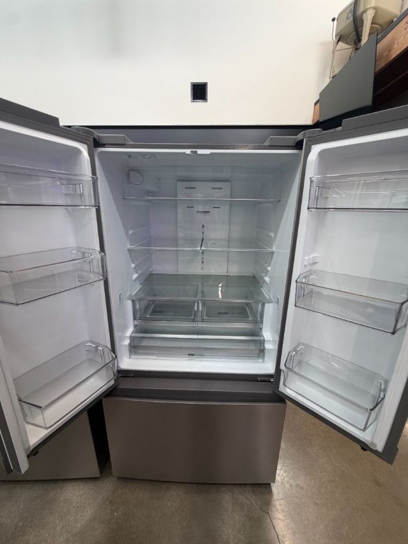Whirlpool 36-Inch French Door Refrigerator with Ice Maker - 31 cu. ft. Fingerprint-Resistant Stainless Finish WRFF3136SZ