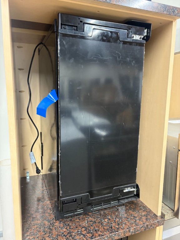 KitchenAid 15-inch Panel-ready Automatic Ice Maker With Clear Ice Technology Panel Ready KUIX515SPA, product image 1 of 2