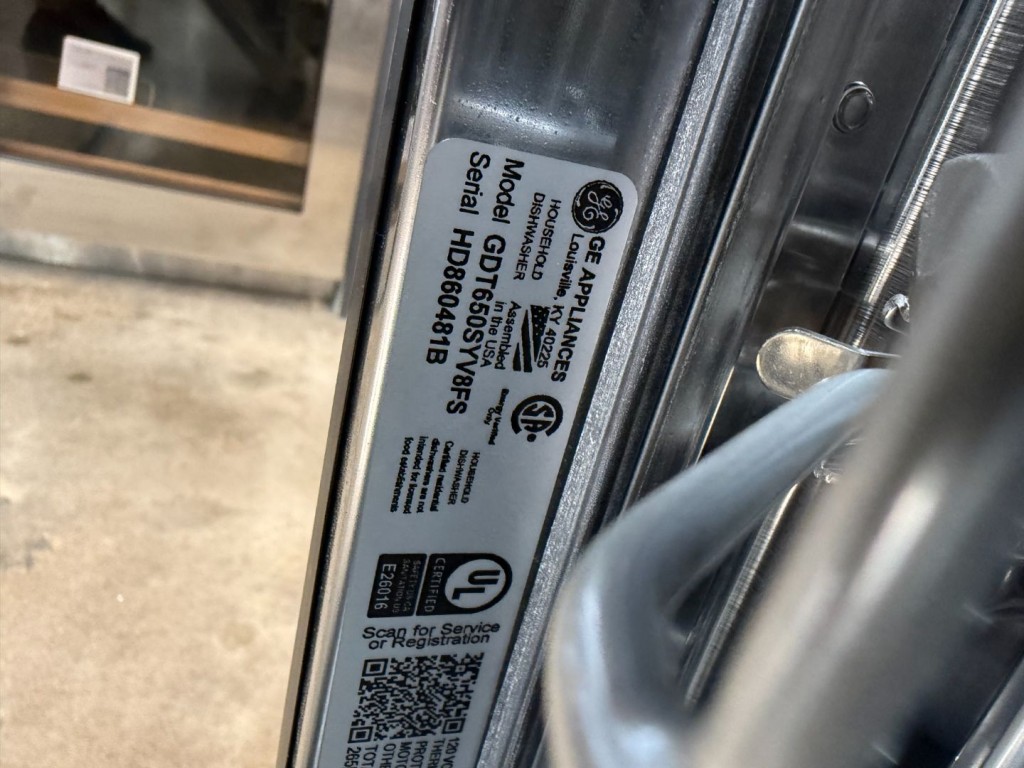 GE Fingerprint Resistant Top Control with Stainless Steel Interior Dishwasher with Sanitize Cycle Fingerprint Resistant Stainless GDT650SYVFS, product image 1 of 32
