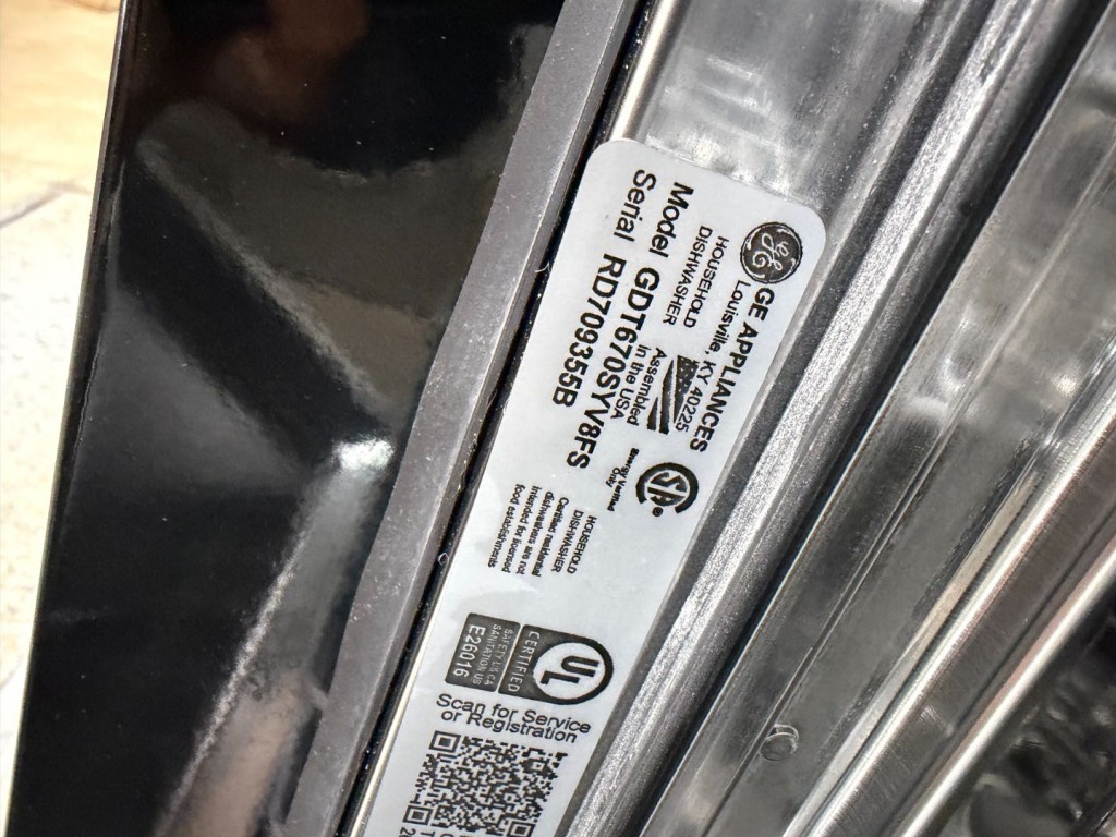 Product - GDT670SYVFS