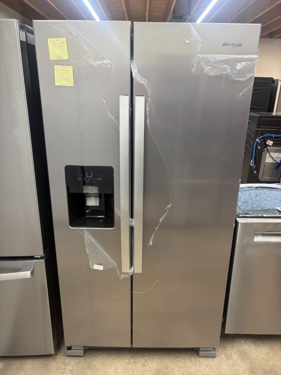 Whirlpool 36-inch Wide Side-by-Side Refrigerator - 25 cu. ft. Fingerprint-Resistant Stainless Finish WRS325SDHZ, product image 1 of 27