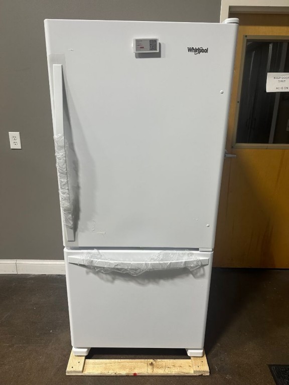 Whirlpool 30-inches wide Bottom-Freezer Refrigerator with SpillGuard™ Glass Shelves - 18.7 cu. ft. White-on-White WRB329DMBW