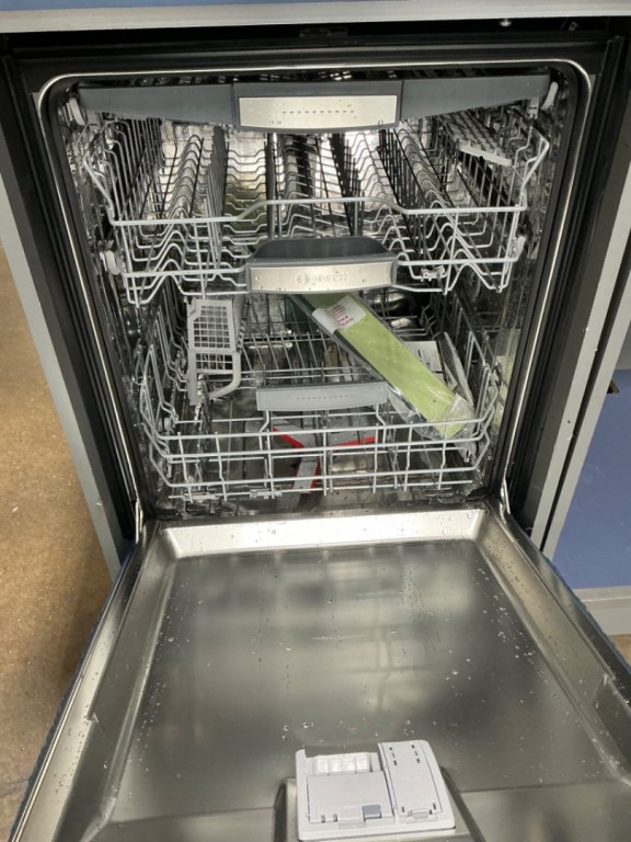 Bosch 800 Series Dishwasher 24'' Brushed Black Steel SHX78CM4N