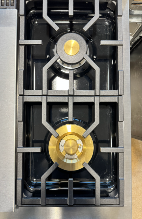 Monogram 36" Dual-Fuel Professional Range with 4 Burners and Griddle Stainless Steel ZDP364NDTSS