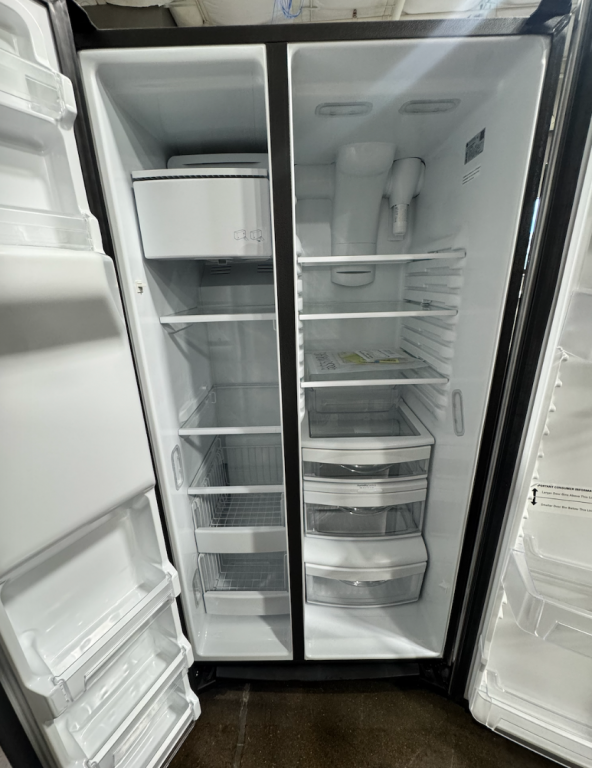 GE 25.1 Cu. Ft. Fingerprint Resistant Side-By-Side Refrigerator Fingerprint Resistant Stainless GSS25IYNFS