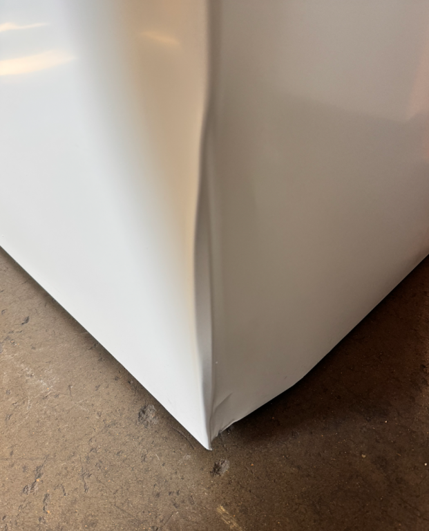 GE 7.0 Cu. Ft. Manual Defrost Chest Freezer White FCM7STWW