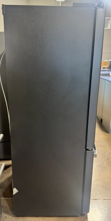 GE 22.1 Cu. Ft. Counter-Depth French-Door Refrigerator Fingerprint Resistant Black Slate GYE22GENDS