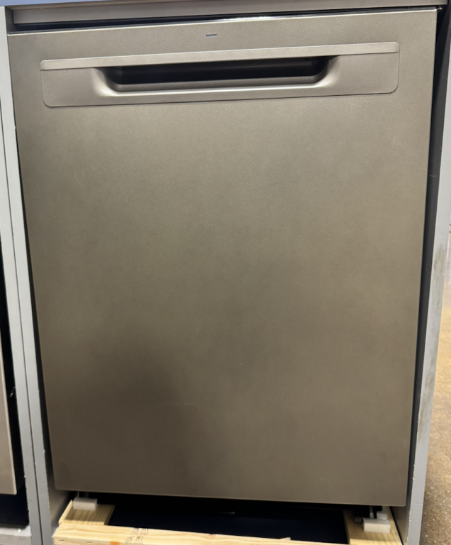 GE Fingerprint Resistant Top Control with Stainless Steel Interior Dishwasher with Sanitize Cycle Fingerprint Resistant Slate GDP670SMVES
