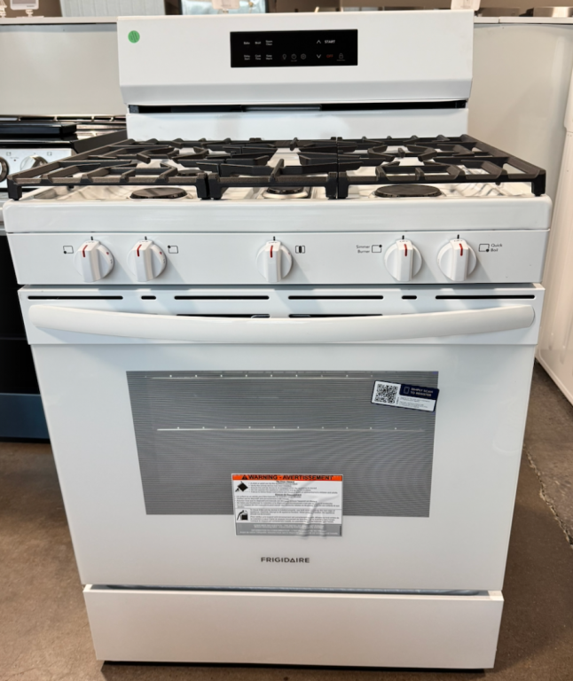 Frigidaire 30" Gas Range with Steam Clean White FCRG3062AW