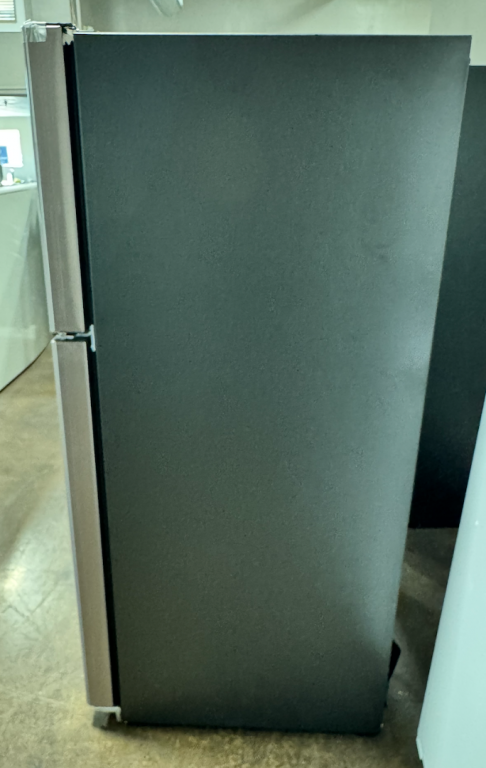 GE 21.9 Cu. Ft. Garage Ready Top-Freezer Refrigerator Fingerprint Resistant Stainless GTS22KYNRFS