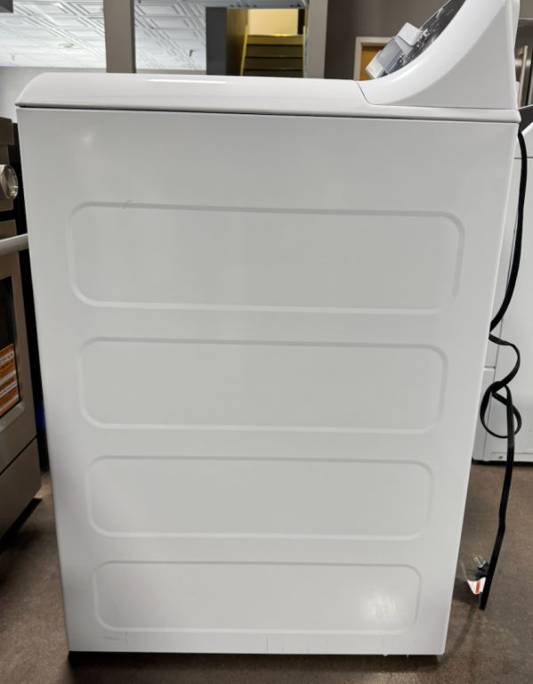 GE 4.3 cu. ft. Capacity Washer with Stainless Steel Basket,5-yr Limited Warranty White with Black Stainless Backsplash GTW525ACWWB
