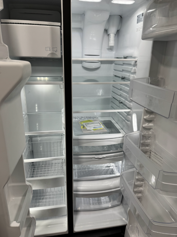 GE 25.1 Cu. Ft. Fingerprint Resistant Side-By-Side Refrigerator Fingerprint Resistant Stainless GSS25IYNFS