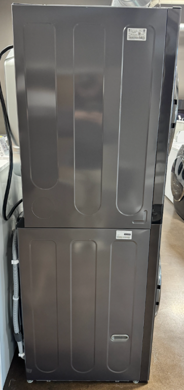 LG Washtower™ 4.5 Cu. Ft. Washer And 7.4 Cu. Ft. Electric Dryer - Black Steel Black Steel WKEX200HBA, product image 3 of 4